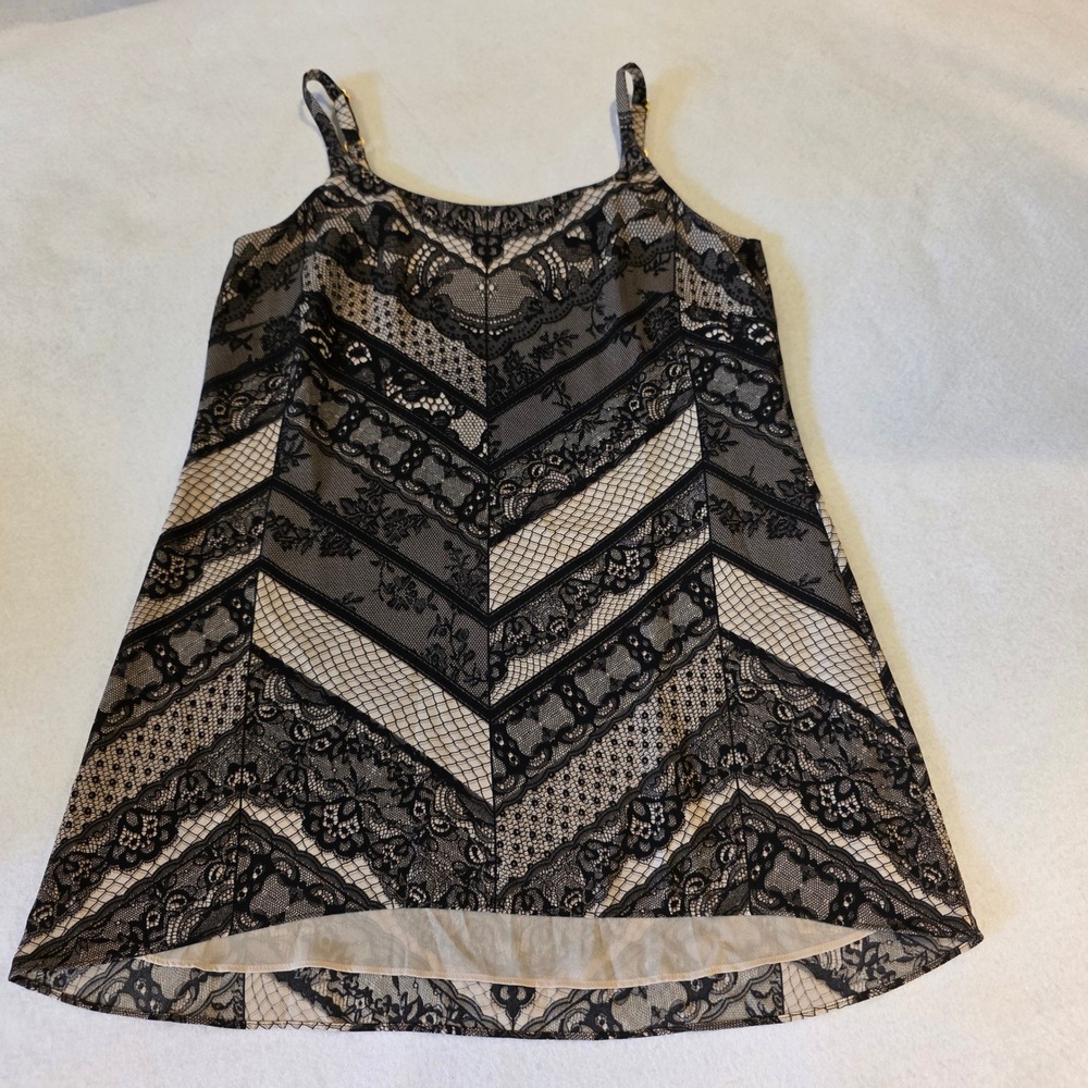 Cabi Black Tan Lace Chevron Print Spaghetti Strap Dress High Low Small 3278